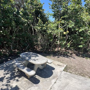 Herman's Bay Beach - Beaches Near Me - Jensen Beach, Florida
