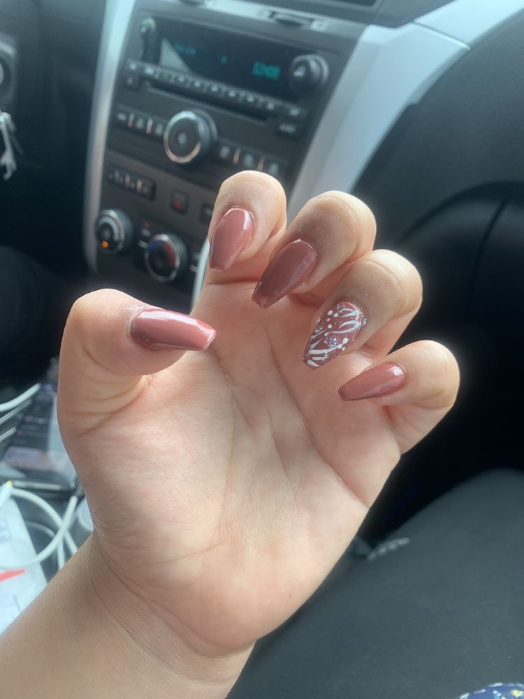 US NAILS Updated August 2024 49 Photos 7959 Annapolis Rd, Lanham