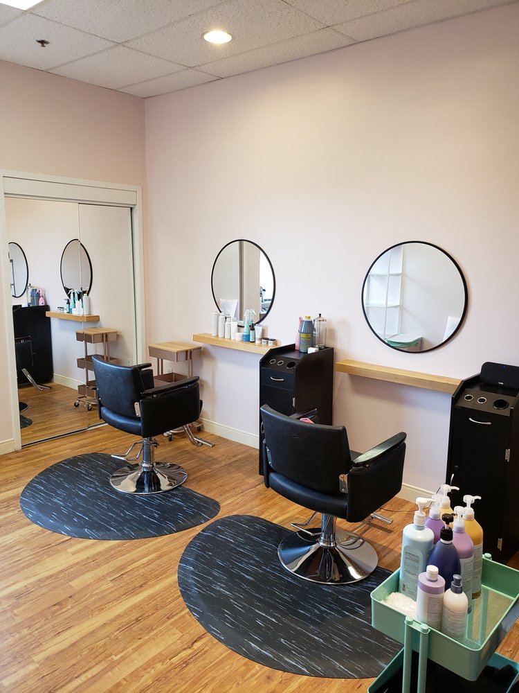 THE SHADED MANE 500 Boston Providence Hwy, Norwood, Massachusetts