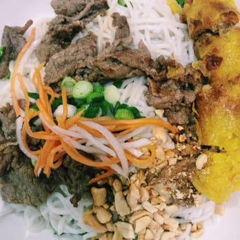 Bun Saigon Vietnamese Restaurant - Bún with beef and springrolls. - Vietnamese Near Me - Toronto, Ontario Bun Saigon Vietnamese Restaurant - Bún with beef and springrolls. - Vietnamese Near Me - Toronto, Ontario