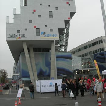 Riverside - Shopping Centers Near Me - Vienna, 9