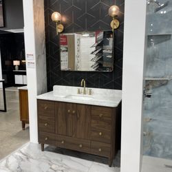 Floor & Decor