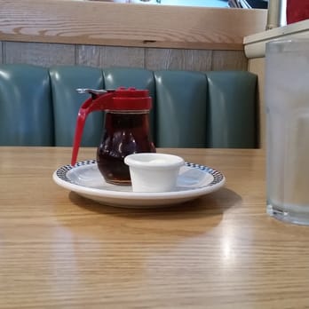 Dalton's Cafe - Waiting for my food - Cafes Near Me - Cypress, California