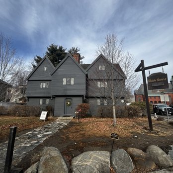 Witch City Walking Tours - Walking Tours Near Me - Salem, Massachusetts Witch City Walking Tours - Walking Tours Near Me - Salem, Massachusetts