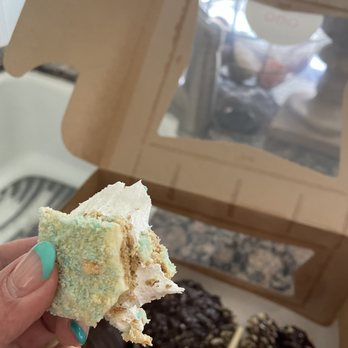 Mimi's Chocolates - Blueberry shortcake s'mores - Chocolatiers & Shops Near Me - Dublin, California Mimi's Chocolates - Blueberry shortcake s'mores - Chocolatiers & Shops Near Me - Dublin, California