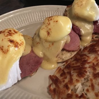 Mile High Cafe - Eggs Benedict - Asian Fusion Near Me - Idyllwild, California Mile High Cafe - Eggs Benedict - Asian Fusion Near Me - Idyllwild, California