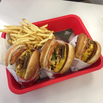 In-N-Out Burger - Feeding a family of 4 $12.xx - Fast Food Near Me - Milpitas, California
