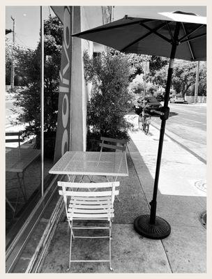 Cafe Bolivar by null