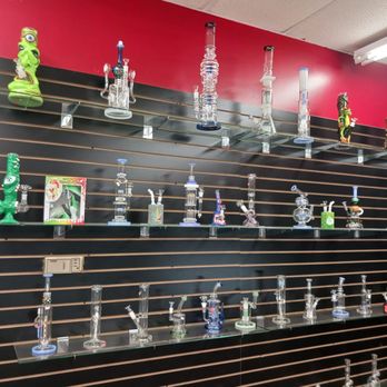 greeneville smoke & vape llc The Plug Smoke And Vape The Plug Smoke & Vape Shop, Coral Springs main image 0