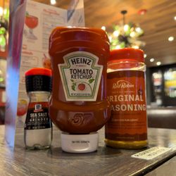 Red Robin Gourmet Burgers and Brews - The seasoning I always put on my fries.
