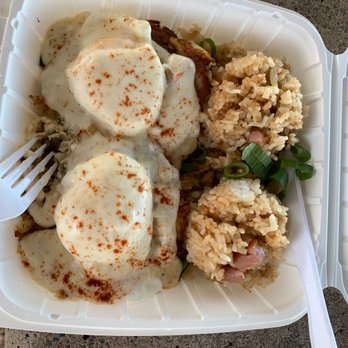 808 Grindz Cafe - Crab Latkes - Cafes Near Me - Lahaina, Hawaii