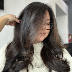 Brianna Gloria Salon
