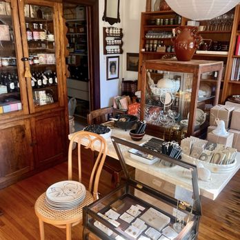 Oleander And Palm - Used, Vintage & Consignment Near Me - Bakersfield, California