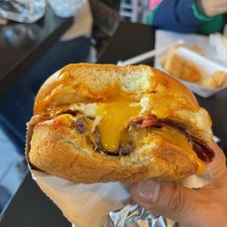 Uburger - All in burger