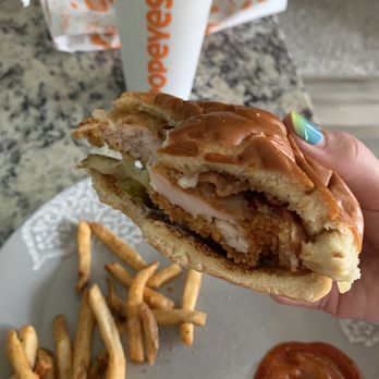 Popeyes Louisiana Kitchen - Classic Chicken Sandwich with Bacon and Cheese - Fast Food Near Me - Haslet, Texas Popeyes Louisiana Kitchen - Classic Chicken Sandwich with Bacon and Cheese - Fast Food Near Me - Haslet, Texas