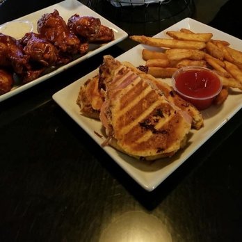 Three Pints Pub - Great Food at Great prices!!! - Pubs Near Me - El Paso, Texas