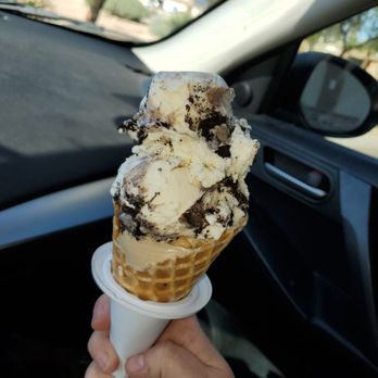 Bruster's Real Ice Cream - Oreo - Ice Cream & Frozen Yogurt Near Me - Glendale, Arizona
