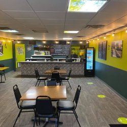 Tortuga Sandwich Shop - Dining Room