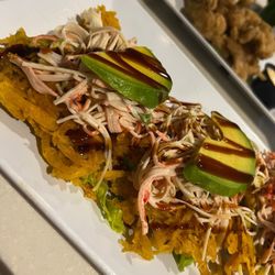 Cayo Caribe - Condado - Plantains with crab and avocado