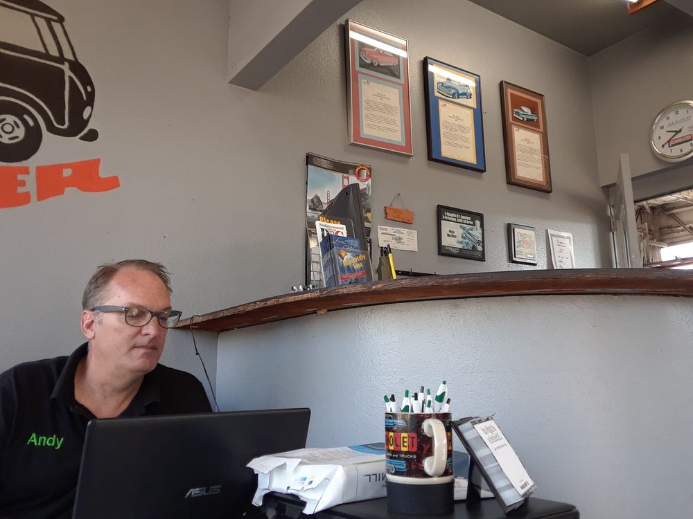 GREEN AUTO REPAIR Updated September 2024 24 Reviews 237 W Chapman