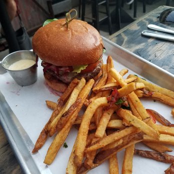 Boathouse Collective - BoatCo Burger - New American Near Me - Costa Mesa, California