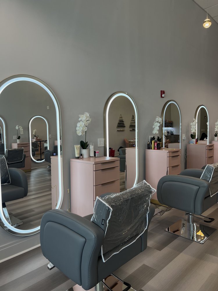 Valery Beauty Bar Image