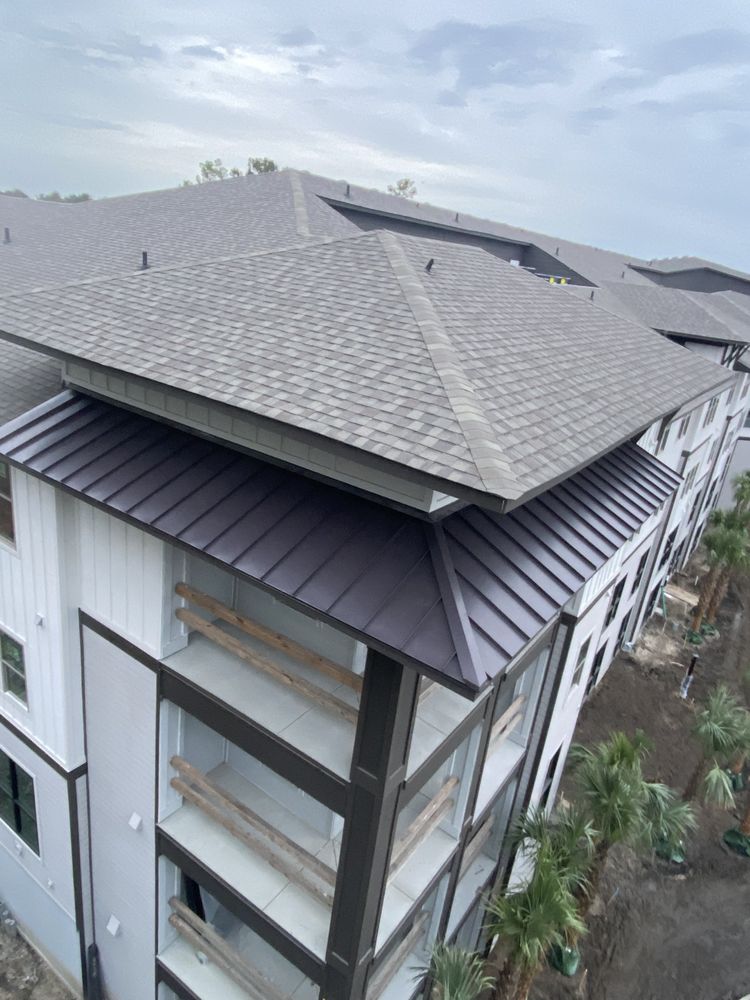 Slide of Quiroz Metal Roofing