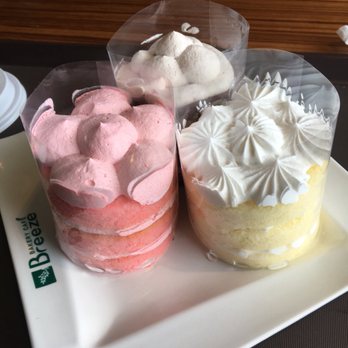 Breeze Bakery Cafe - Wedding cake tasting - Bakeries Near Me - Annandale, Virginia