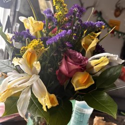 Kathy's Flowers & Gifts