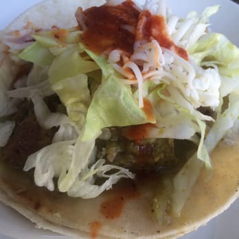 Roberto's Cantina - 6/08/16- Chili Verde taco. Nice flavor, but too much water from scooping it, which made my tortilla break. - Mexican Near Me - Sunnyvale, California