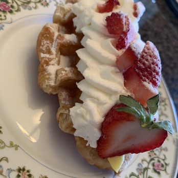 Chateau De Chantilly Cafe - Strawberry croffle - Bakeries Near Me - Chantilly, Virginia Chateau De Chantilly Cafe - Strawberry croffle - Bakeries Near Me - Chantilly, Virginia