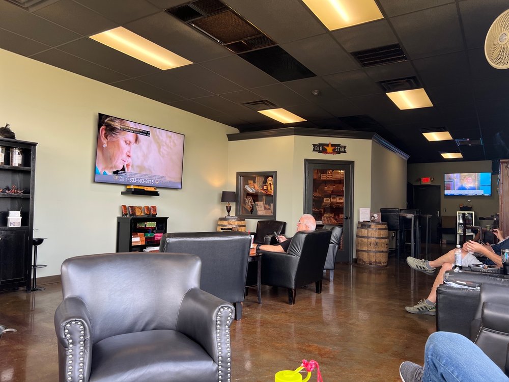 Big Star Cigar Lounge Logo