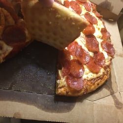 Domino's Pizza - Pizza