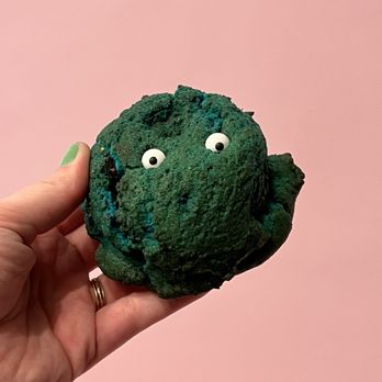 Cookie McCakeface - Cookie Meister - Desserts Near Me - Portland, Oregon