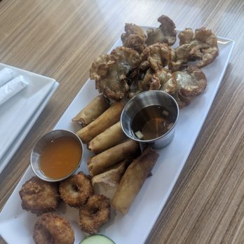 Max's Restaurant - Filipino Near Me - Houston, Texas