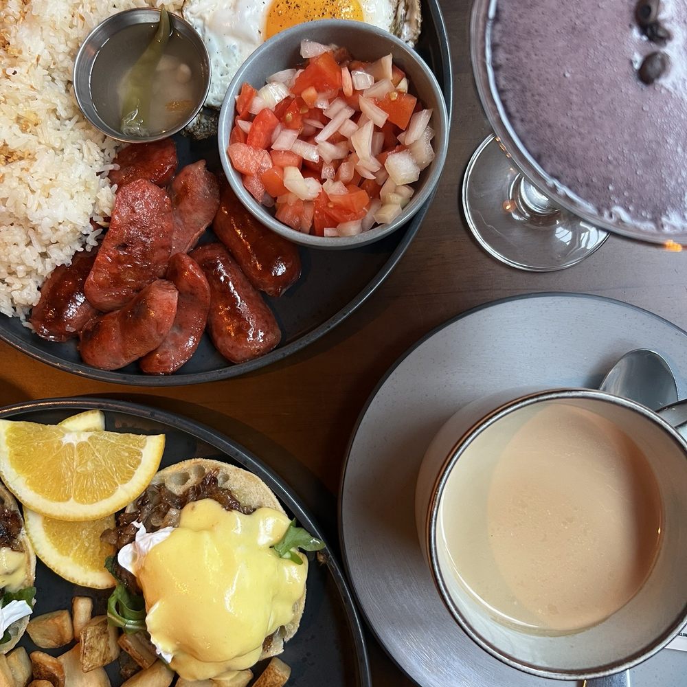 Woo Bar & Kitchen - Longonisa silog and crab Benedict - Asian Fusion Near Me - Seattle, Washington Woo Bar & Kitchen - Longonisa silog and crab Benedict - Asian Fusion Near Me - Seattle, Washington