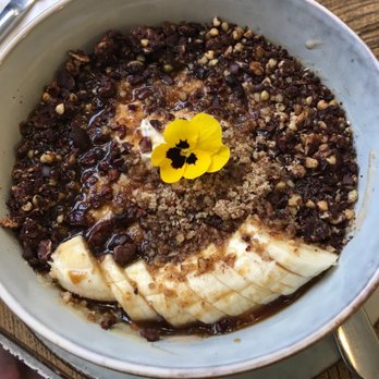 Brochan - Banoffe Porridge :) - Cafes Near Me - Edinburgh, EDH
