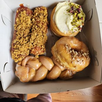 Fan-Fan Doughnuts - Donuts Near Me - Brooklyn, New York Fan-Fan Doughnuts - Donuts Near Me - Brooklyn, New York