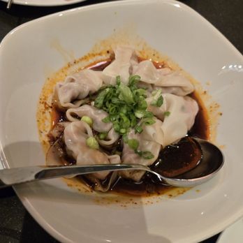 Din Tai Fung - Spicy wonton - Taiwanese Near Me - Arcadia, California Din Tai Fung - Spicy wonton - Taiwanese Near Me - Arcadia, California