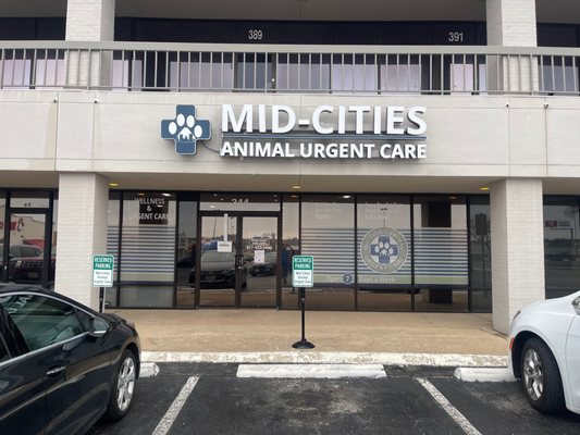 MID CITIES ANIMAL URGENT CARE - L