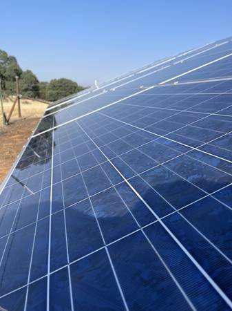 Slide of Foothills Solar Cleaning