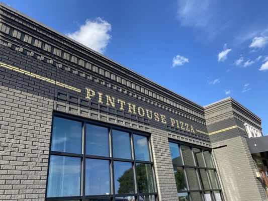 Pinthouse Pizza by null