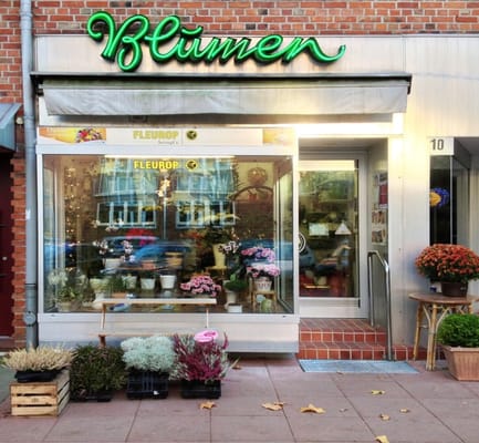 ASTRID’S BLUMENLADEN Updated November 2024 Heussweg 10, Hamburg