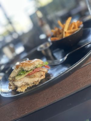 Tap 42 Craft Kitchen & Bar - Fort Lauderdale by null