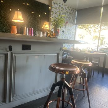 Lemon Zest - Bar - Mediterranean Near Me - Azusa, California