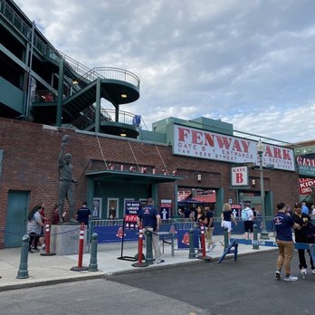 Fenway Park - Stadiums & Arenas Near Me - Boston, Massachusetts Fenway Park - Stadiums & Arenas Near Me - Boston, Massachusetts
