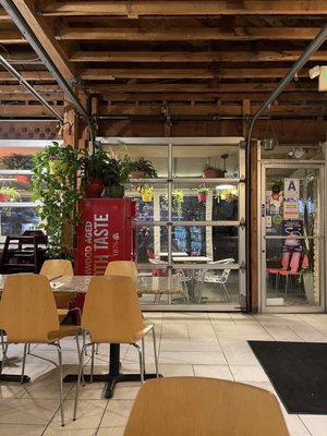 Micho'z Fresh Lebanese Grill by null