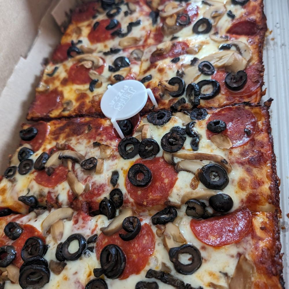 Jet's Pizza - Pizza Near Me - Mansfield, Texas