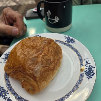 Common Wealth - Coffee & Tea Near Me - San Antonio, Texas