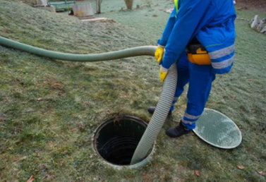 A-1 Septic Tank Pumping Logo